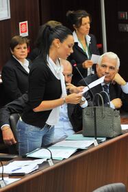 Nicole Minetti interviene in Consiglio regionale 5