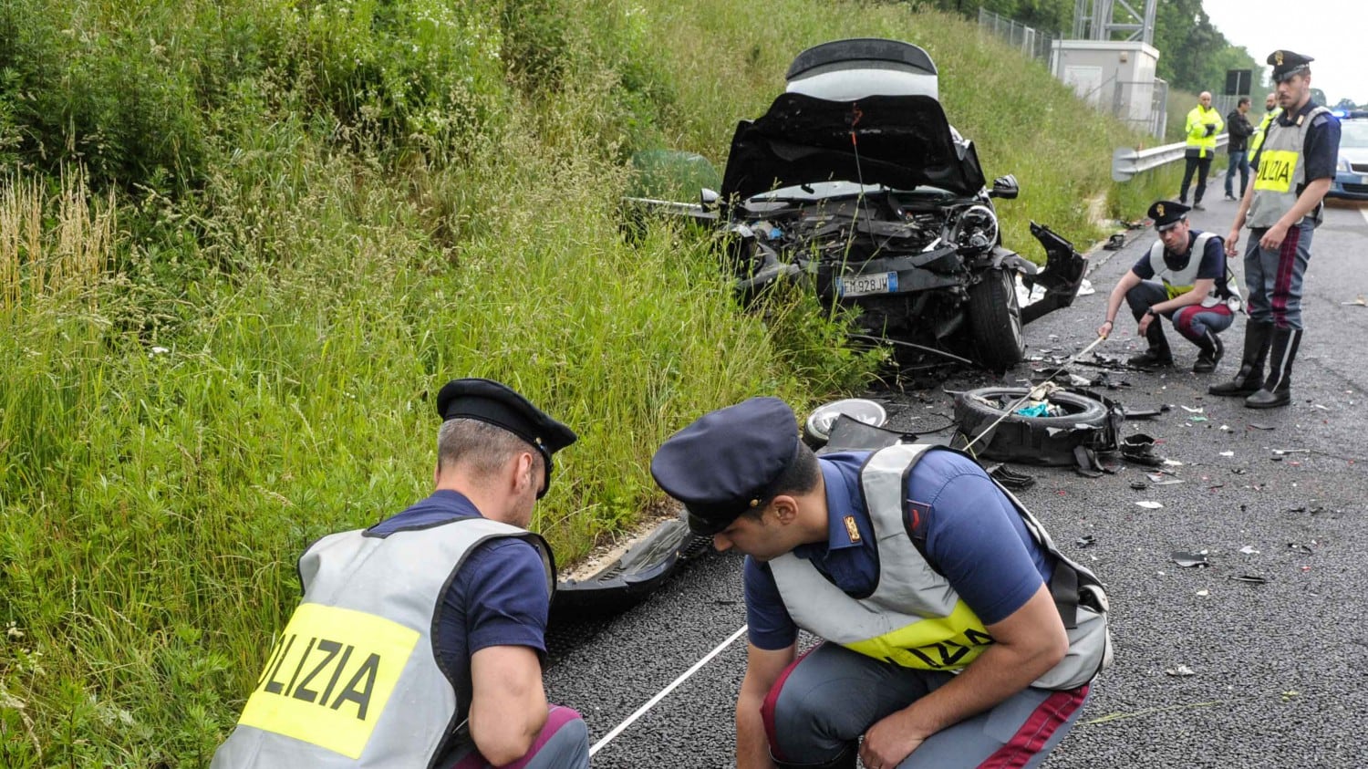 L'incidente di Gianluca Buonanno e l'ipotesi del cellulare