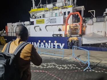 Lo sbarco dei migranti dell'Umanity 7