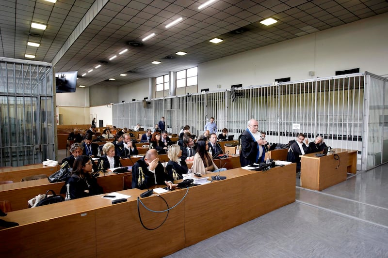 Ruby ter, Palazzo Chigi non sarà più parte civile