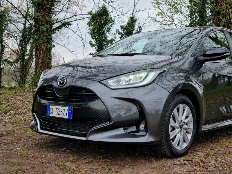 Mazda2 Hybrid prova su strada: guarda le foto 2