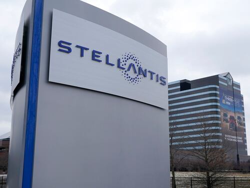 Stellantis, cresce l'allarme su Mirafiori