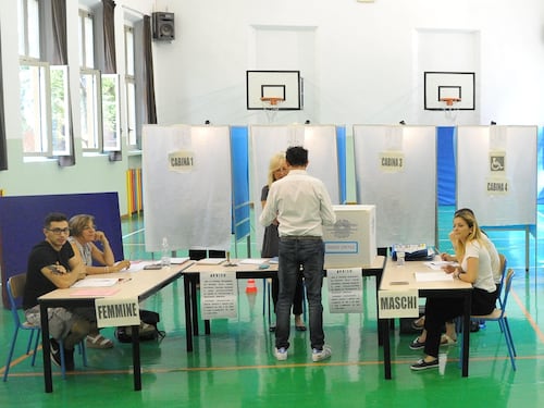 I giovani ago della bilancia: indecisi sette su 10