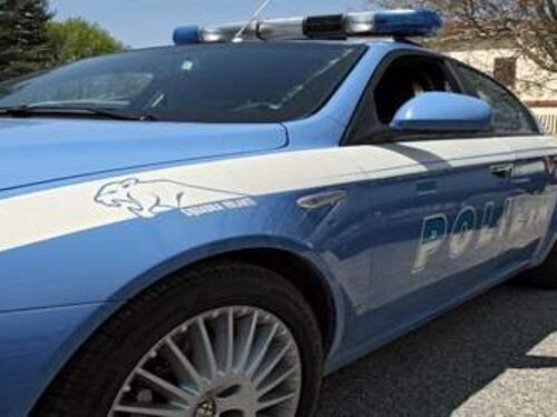 Lite tra coniugi in casa: donna ferita con tagli e denti rotti