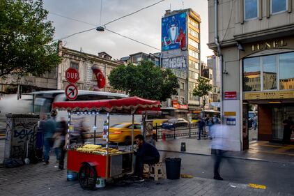 La grande attesa dei tifosi a Istanbul 8