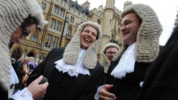 Avvocati e ingegneri senza laurea rivoluzione inglese per gli stage