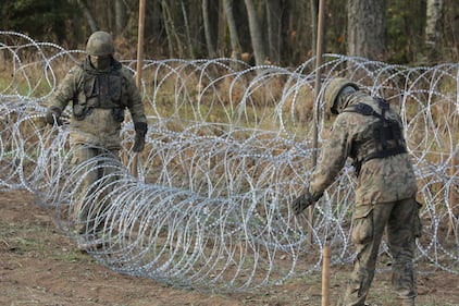 La Polonia ha iniziato la costruzione di una barriera lungo i confini con Kaliningrad 9