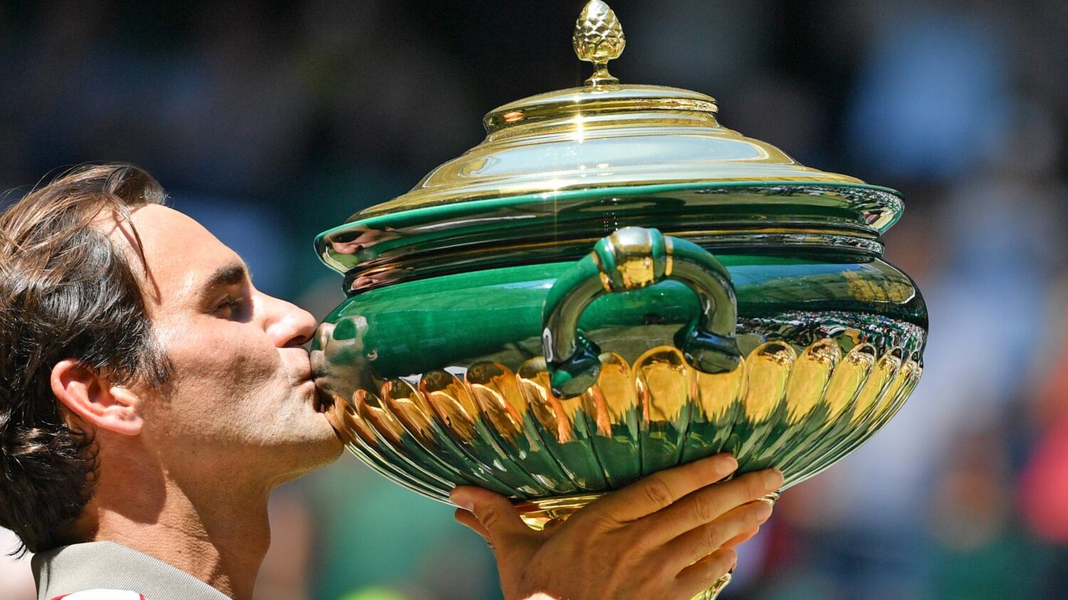 Federer allontana il ritiro: "Tutti me lo chiedono ma non so quando accadrà"