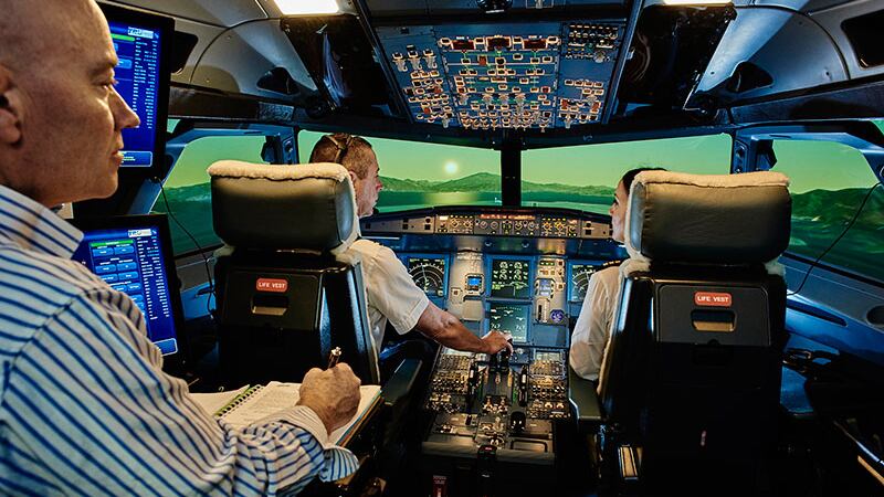 Addestramento piloti, simulatori di volo hi-tech a Malpensa