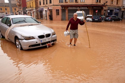 Spagna, Valencia colpita dalle alluvioni: morte e distruzione 4