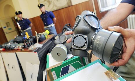 Val Susa, il materiale sequestrato ai manifestanti 4