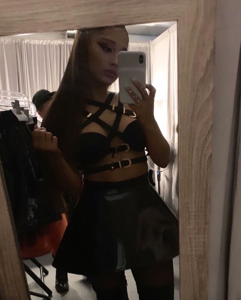 Ariana Grande sexy su Instagram 1