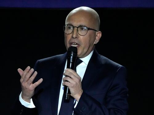 Regalo dei pm a Macron: Ciotti indagato