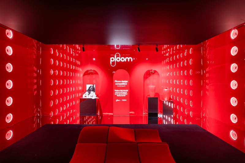 "La Red Experience". La mostra esperienziale di Ploom e Ora Ito 1