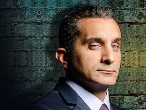 Egitto, nuove accuse per il comico Youssef: minaccia alla sicurezza