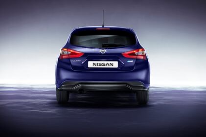 Pulsar, nuova berlina media Nissan 4