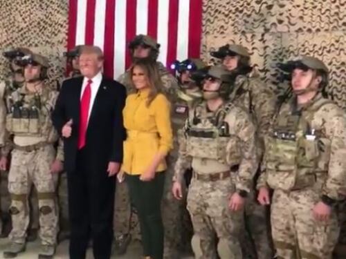 Trump e Melania in visita alle truppe in Iraq. Donald: "Nessun piano di ritiro"