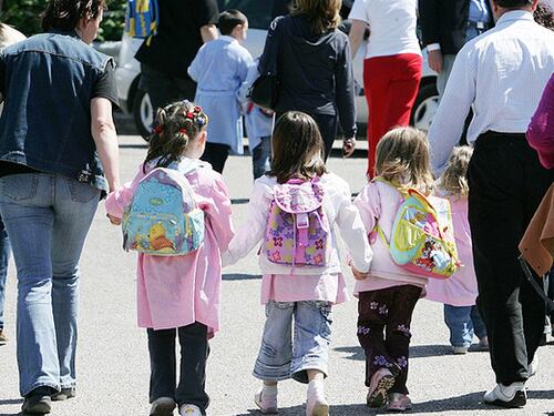 La Giannini denunci pure, ma la "buona" scuola apre davvero al gender