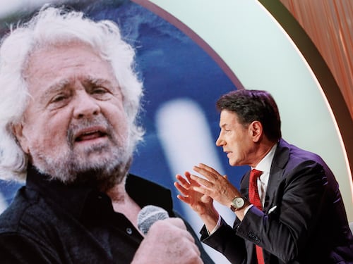 Dai post alla guerra sul simbolo: Beppe vuole fare perdere i 5 Stelle
