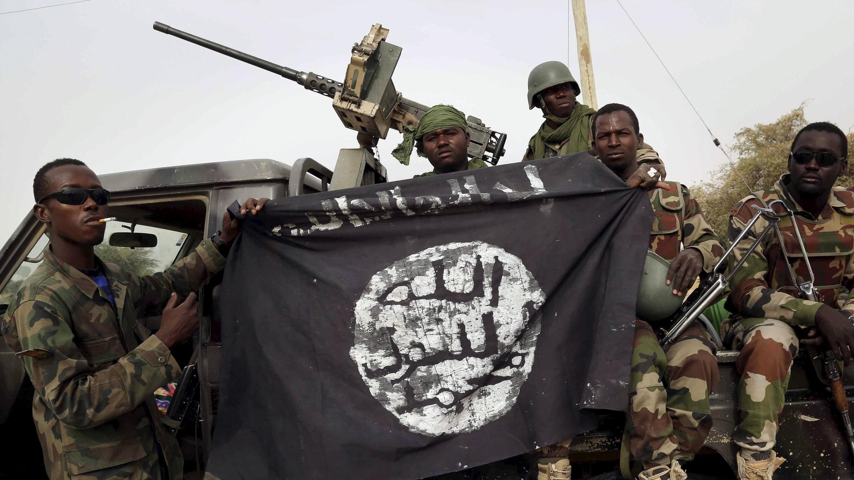 L'orrore di Boko Haram: bambini bruciati vivi