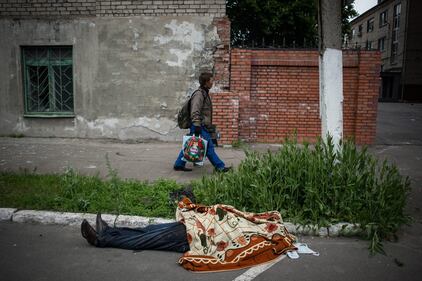Morti e feriti negli scontri a Mariupol 12