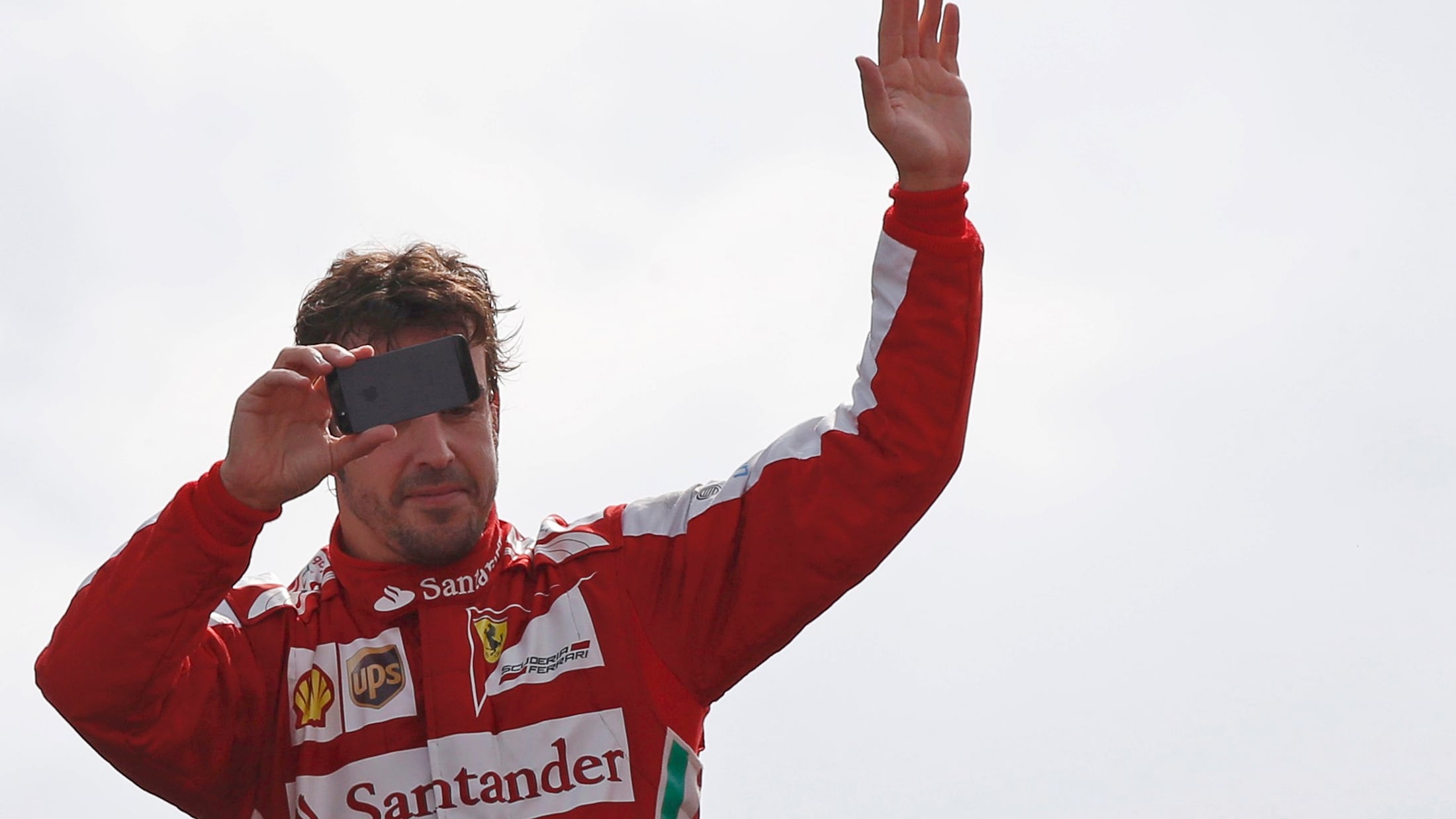 Alonso saluta il mondiale: "Possono perderlo solo loro"