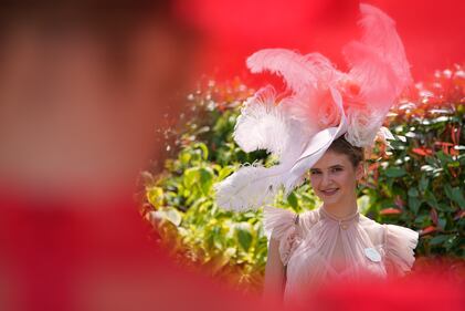 Trionfo di cappelli e colori ad Ascot 16