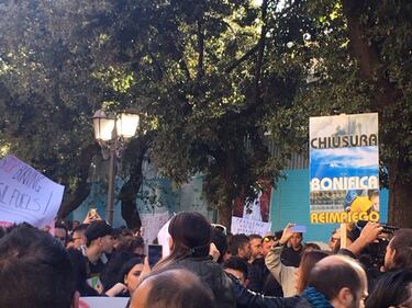 Taranto, il quarto sciopero per il clima nella città dell'acciaio 9