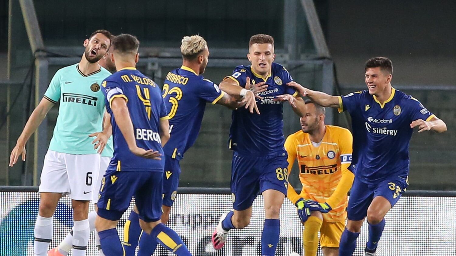 L'Inter frena senza gol e l'Atalanta la sorpassa. Via libera alla Juventus