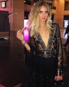 Chiara Ferragni nuda per l'Officiel 12
