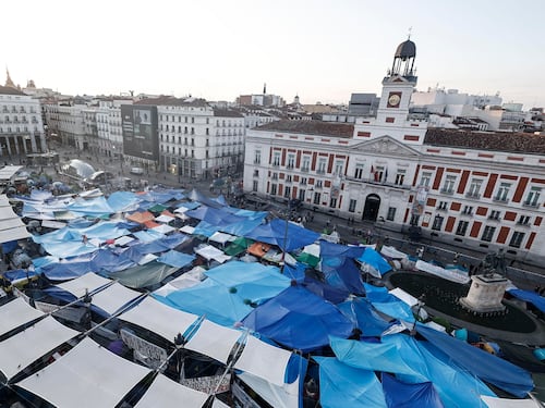 L’“effetto Maricarmen” scuote la Spagna: stop agli sfratti e stretta sugli affitti, cosa cambia fino al 2030