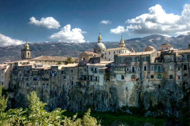 La tradizionale "Infiorata" di Sant'Agata Dei Goti torna con “I Miracoli Eucaristici” 4