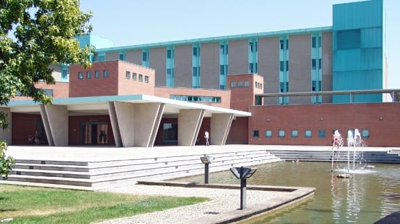 Muore in ospedale, poi la scoperta: "Vaccinata con 4 dosi"