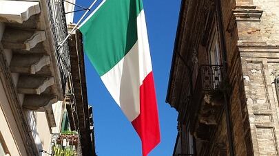 Quel Tricolore stra, anti e arci