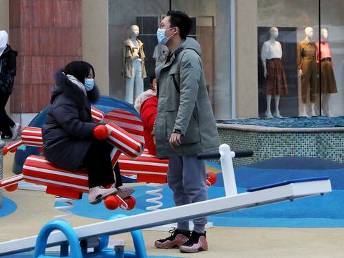 Coronavirus, l'allarme di Parigi: "Credibile il rischio pandemia"