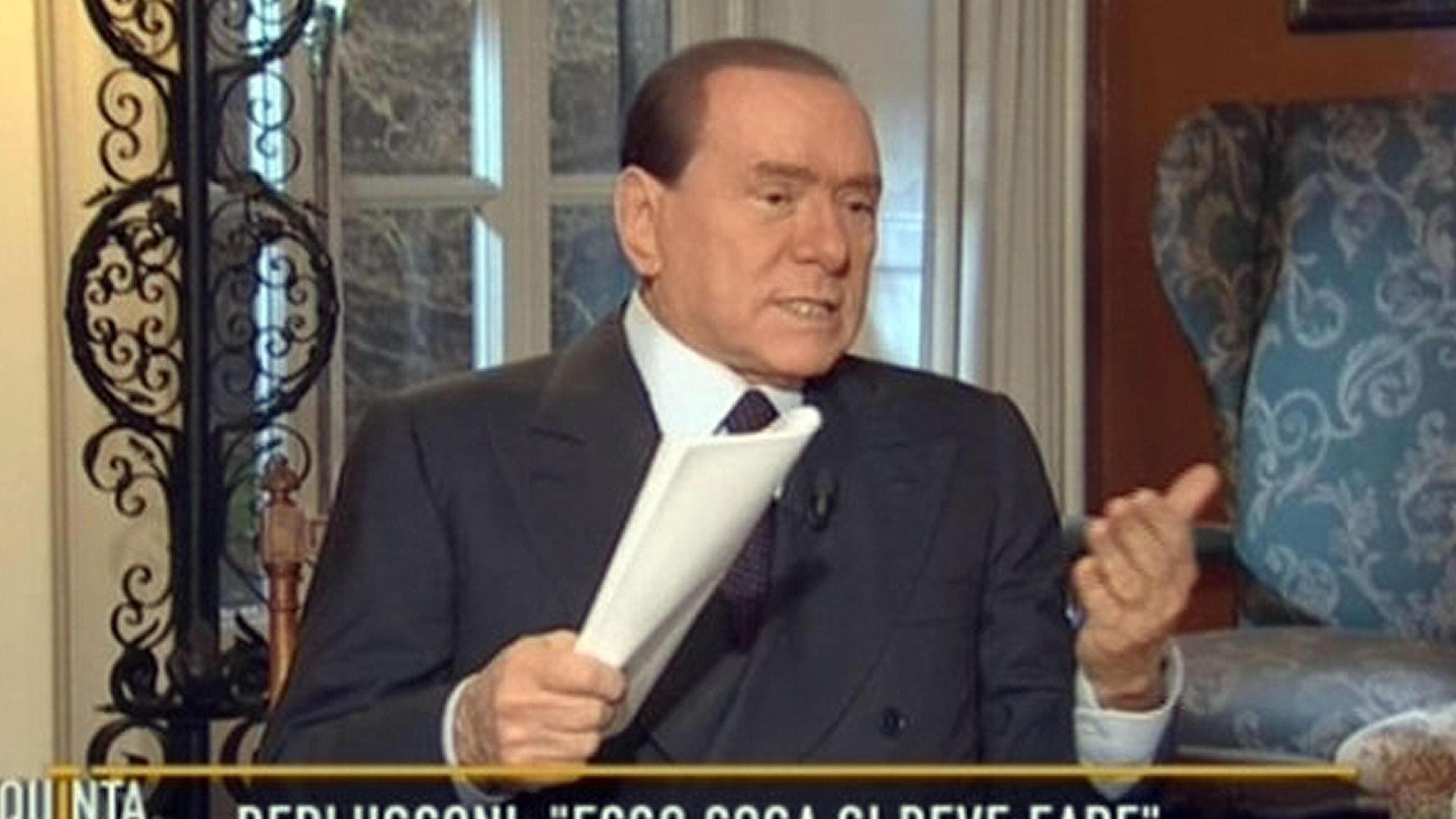 Le misure anti casta del Cav: due mandati, metà stipendio