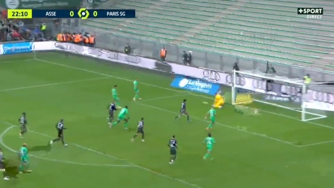 L'errore di Gigio e la reazione dei compagni: gelo al Psg