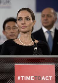 Angelina Jolie al G8 7