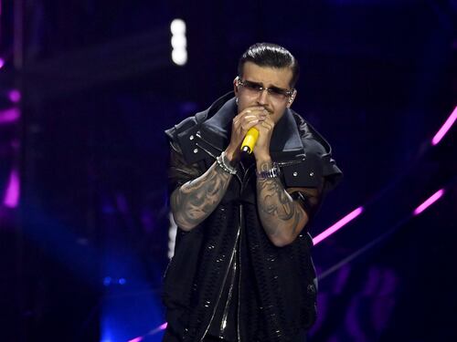 Sanremo 2024: ecco il look della seconda serata del Festival di Geolier