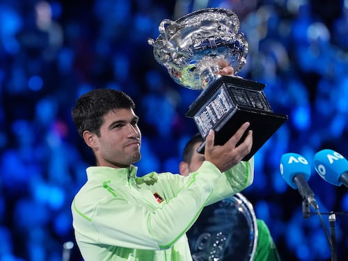 Australian Open, il re è Alcaraz: Djokovic sconfitto in 4 set