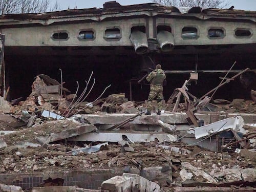 Pioggia di fuoco sulle città ucraina: nel mirino anche Kiev