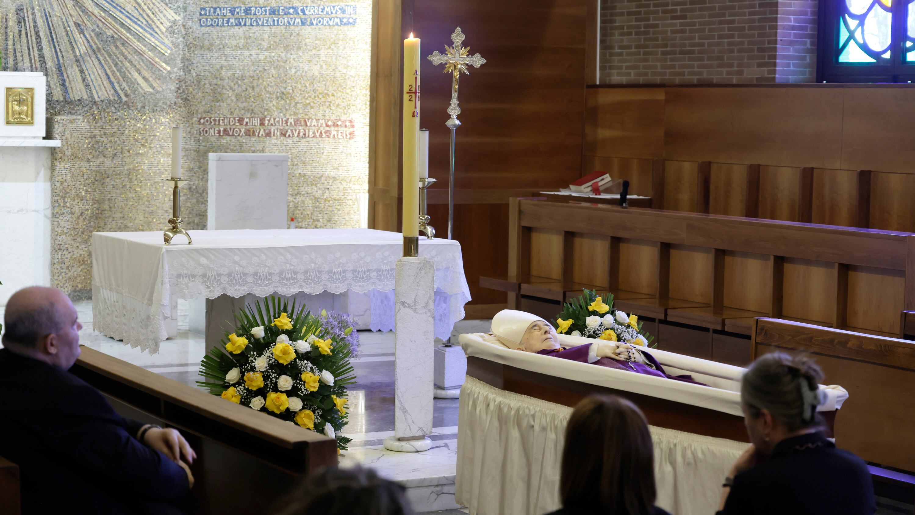 "Ruini, un fratello saggio". Leone piange il cardinale: oggi funerali in San Pietro
