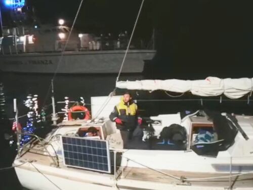 Nuovo sbarco in Calabria: 33 migranti intercettati a Crotone