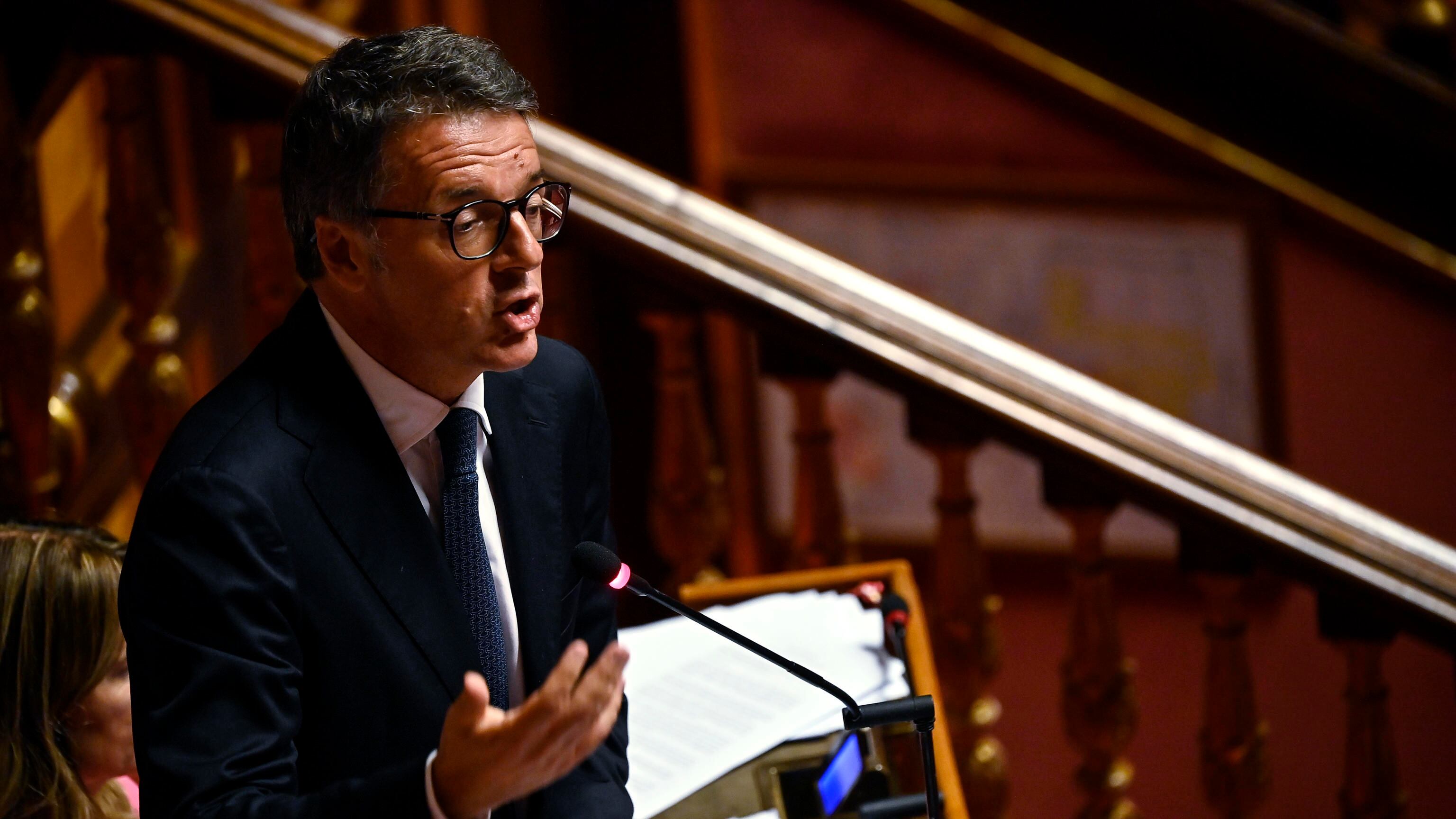 "Pd sesta stella del M5s". L'affondo di Renzi su Schlein e Conte