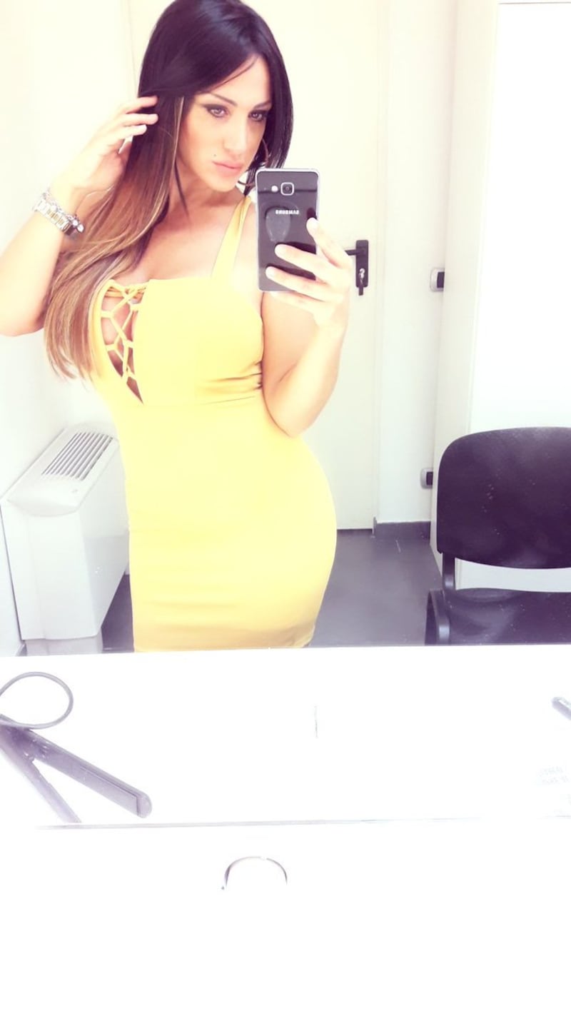 Marika Fruscio, curve sexy sui social: foto 35