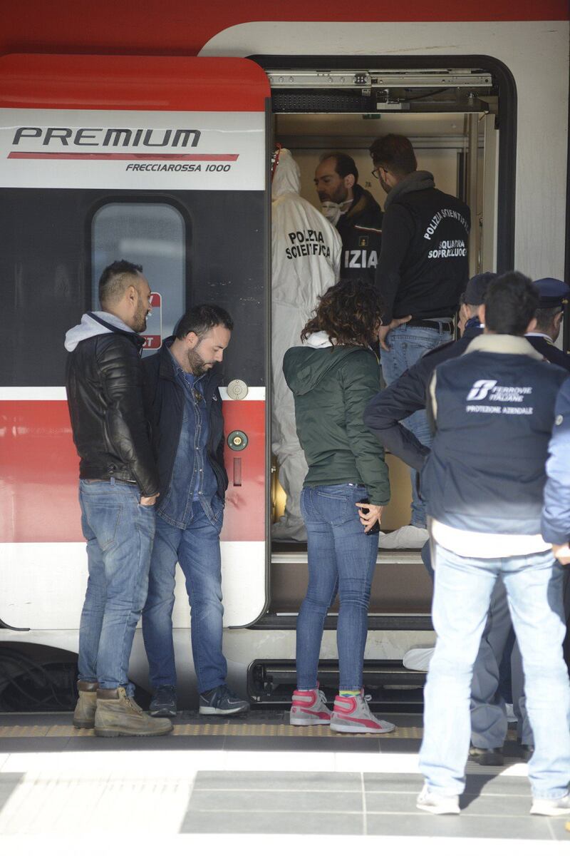 Terrore sul Frecciarossa: donna accoltellata da ex fidanzato 7