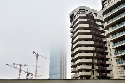 A Milano è tornata la nebbia 4