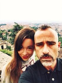 Aurora Ramazzotti modella per il "nuovo" papà Trussardi 5