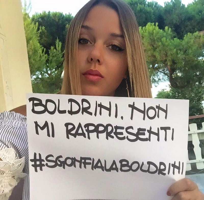#sgonfialaboldrini: le petizione online contro Laura Boldrini 8