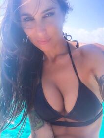 Siria De Fazio sexy nel photoshooting intimo 18